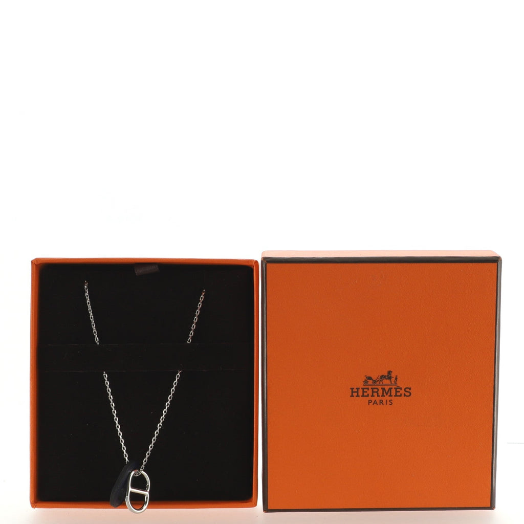 O'Maillon Pendent Necklace Metal and Leather