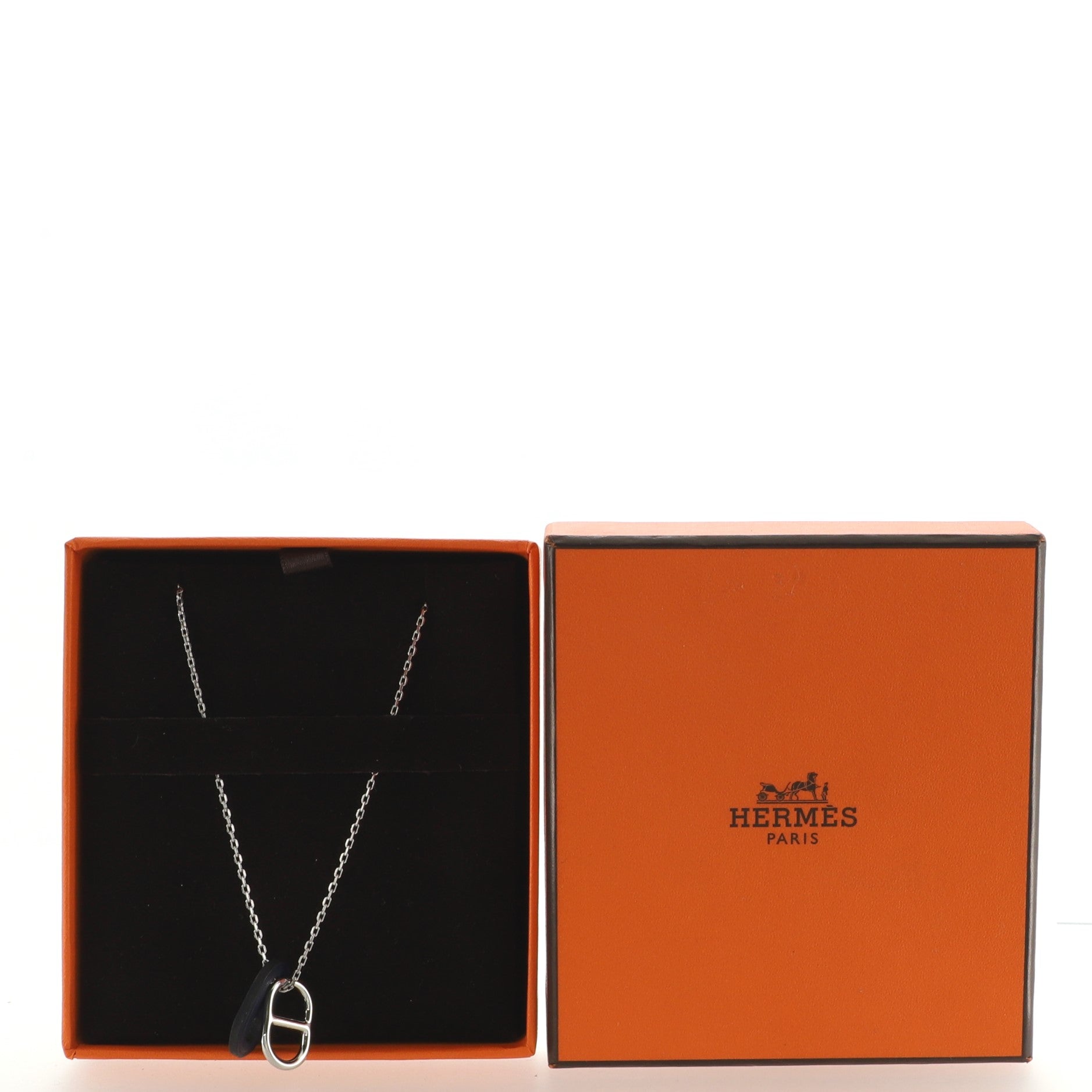 O'Maillon Pendent Necklace Metal and Leather