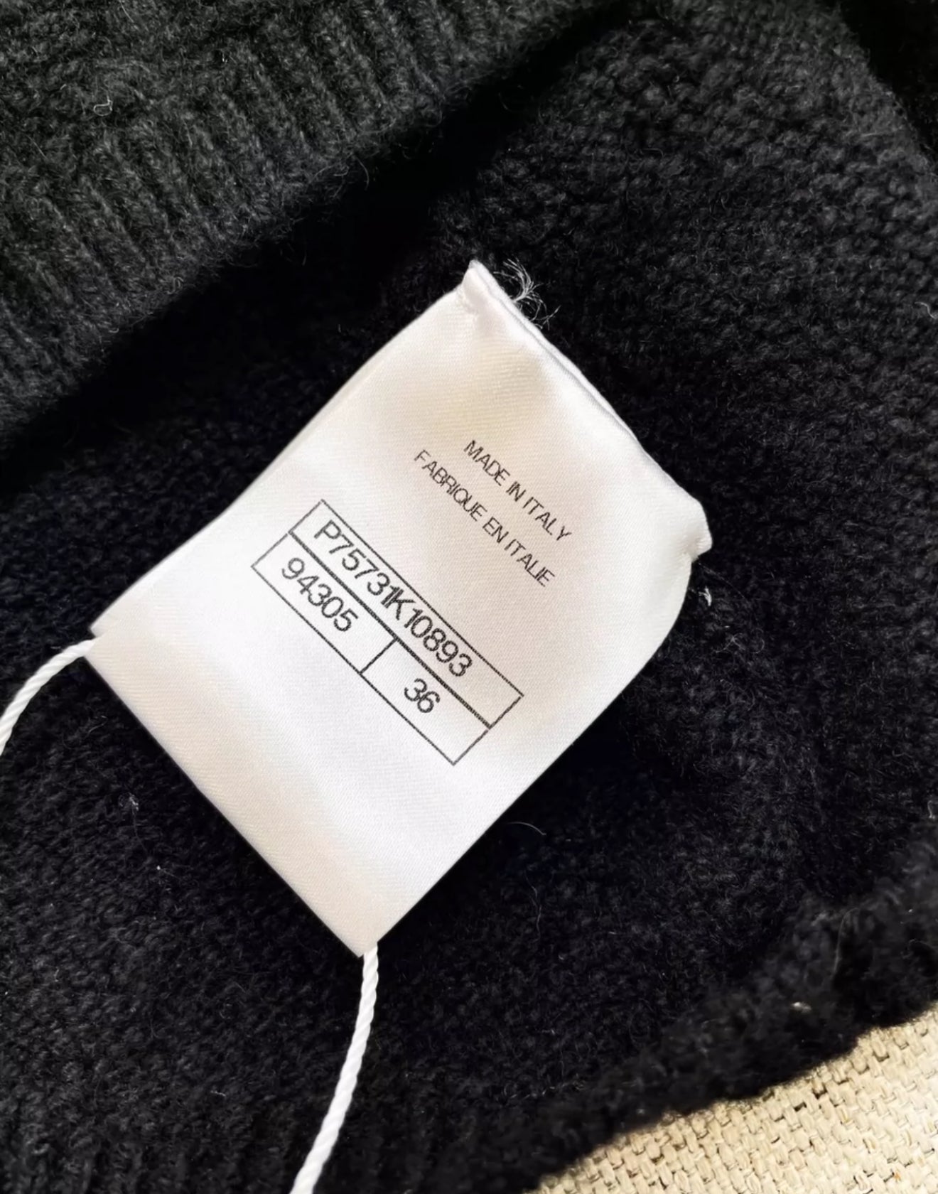 Chanel 23B black top