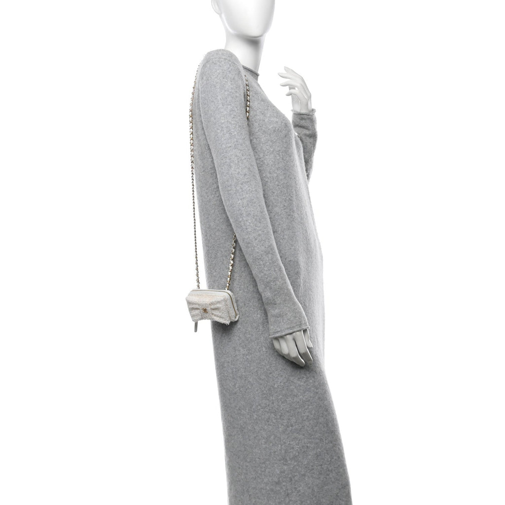 Tweed Quilted Bow Flap  Holder On Chain White