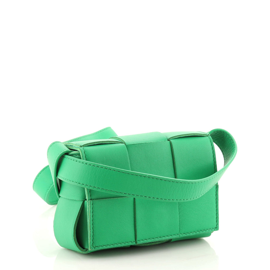 Cassette Crossbody Bag Maxi Intrecciato Leather Extra Mini