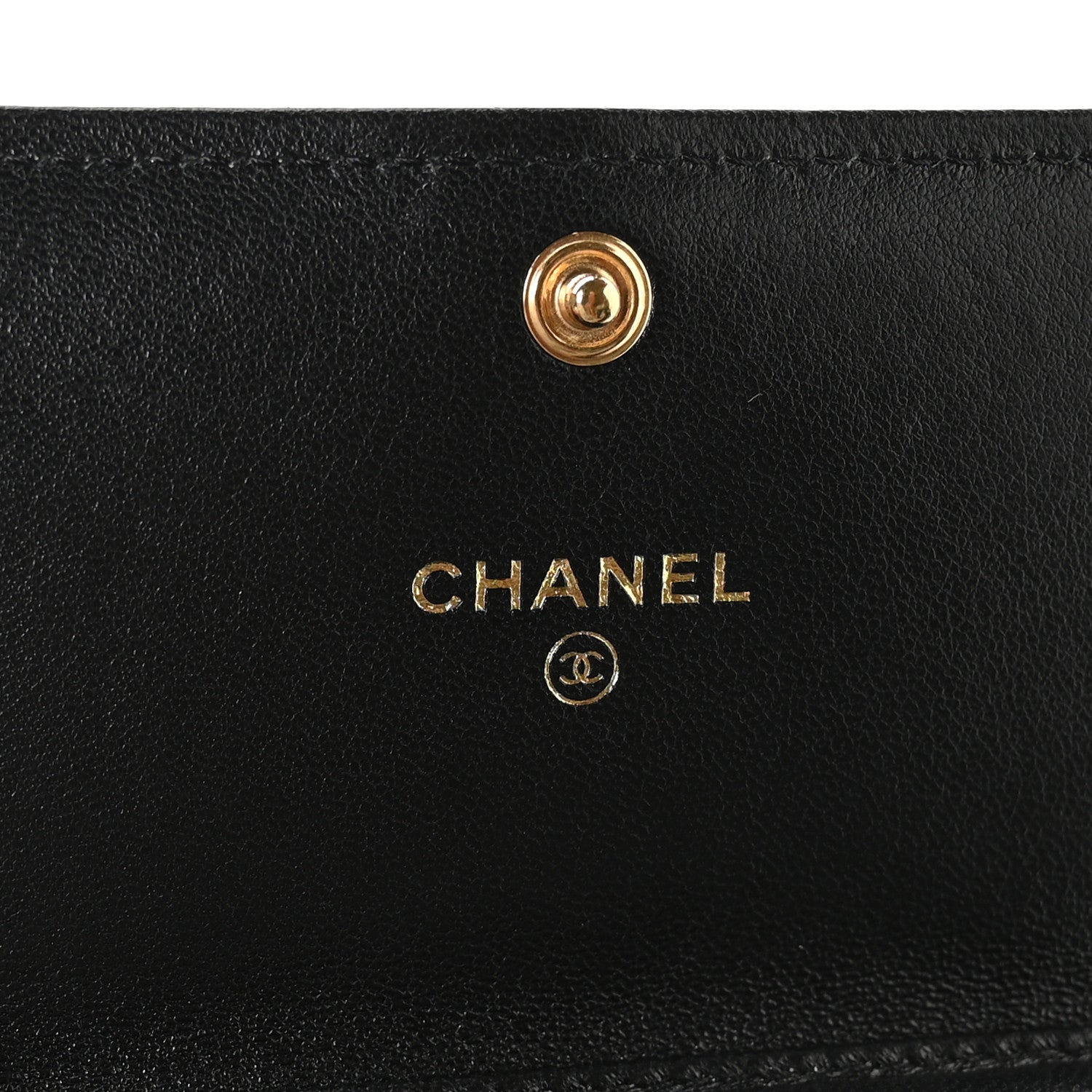 Lambskin Pearl Quilted CC Flap  Holder With Chain  Black