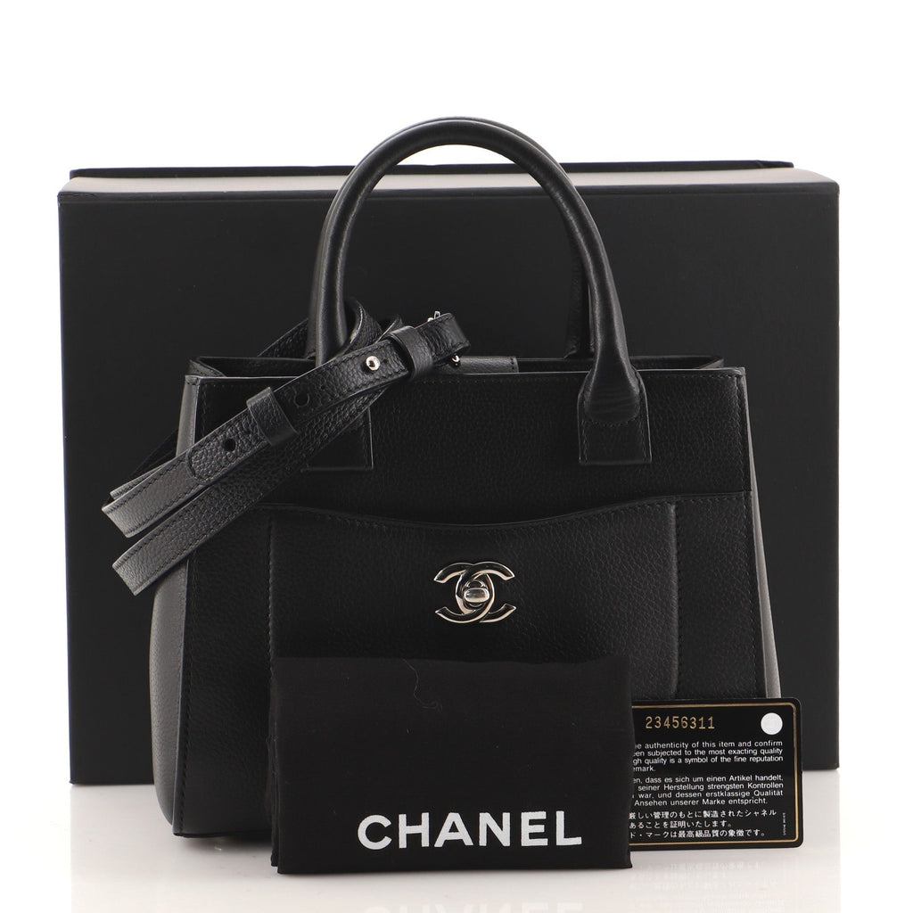 Neo Executive Tote Grained Calfskin Mini