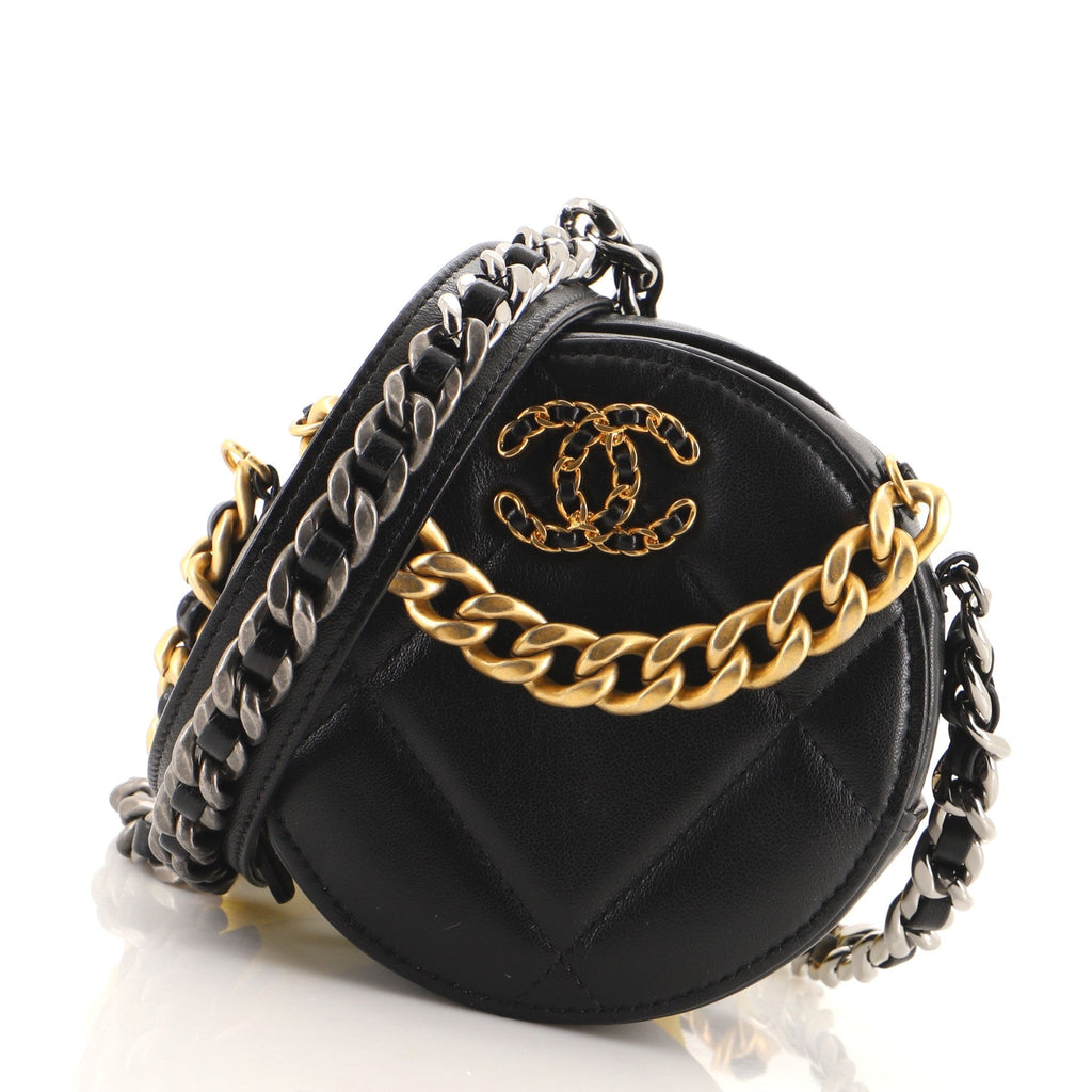19 Round Clutch with Chain Quilted Lambskin