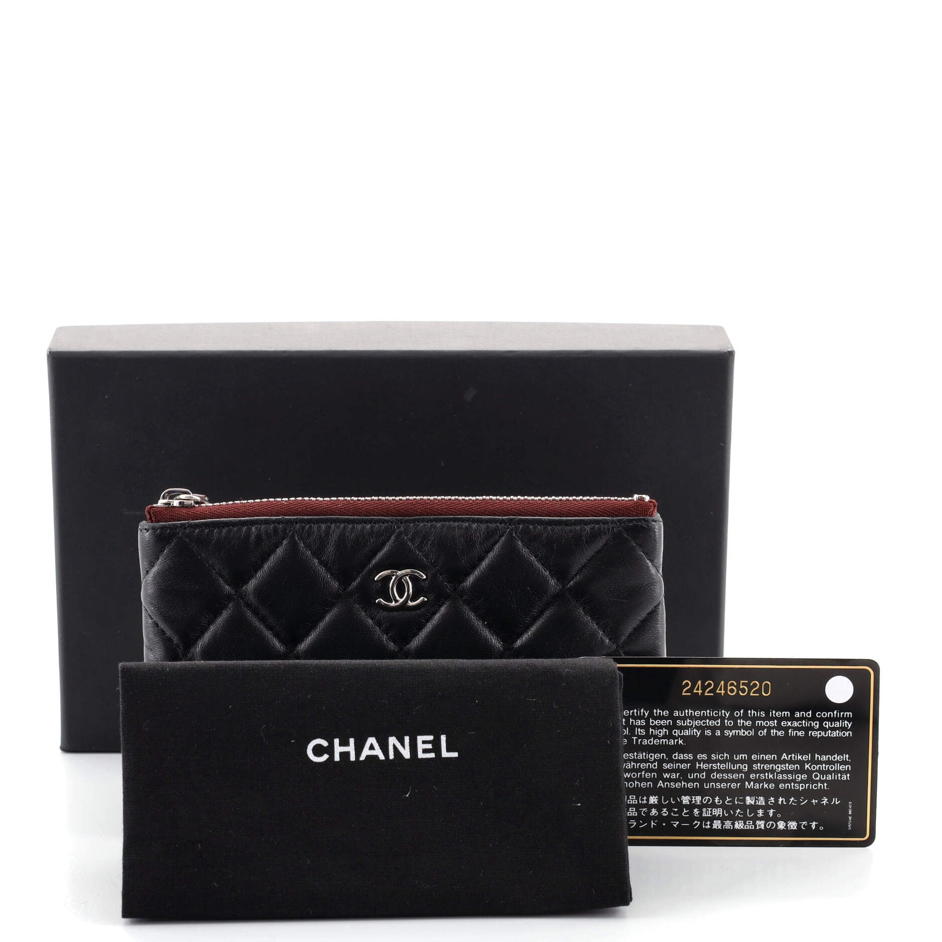 Classic O Case Pouch Quilted Lambskin Mini