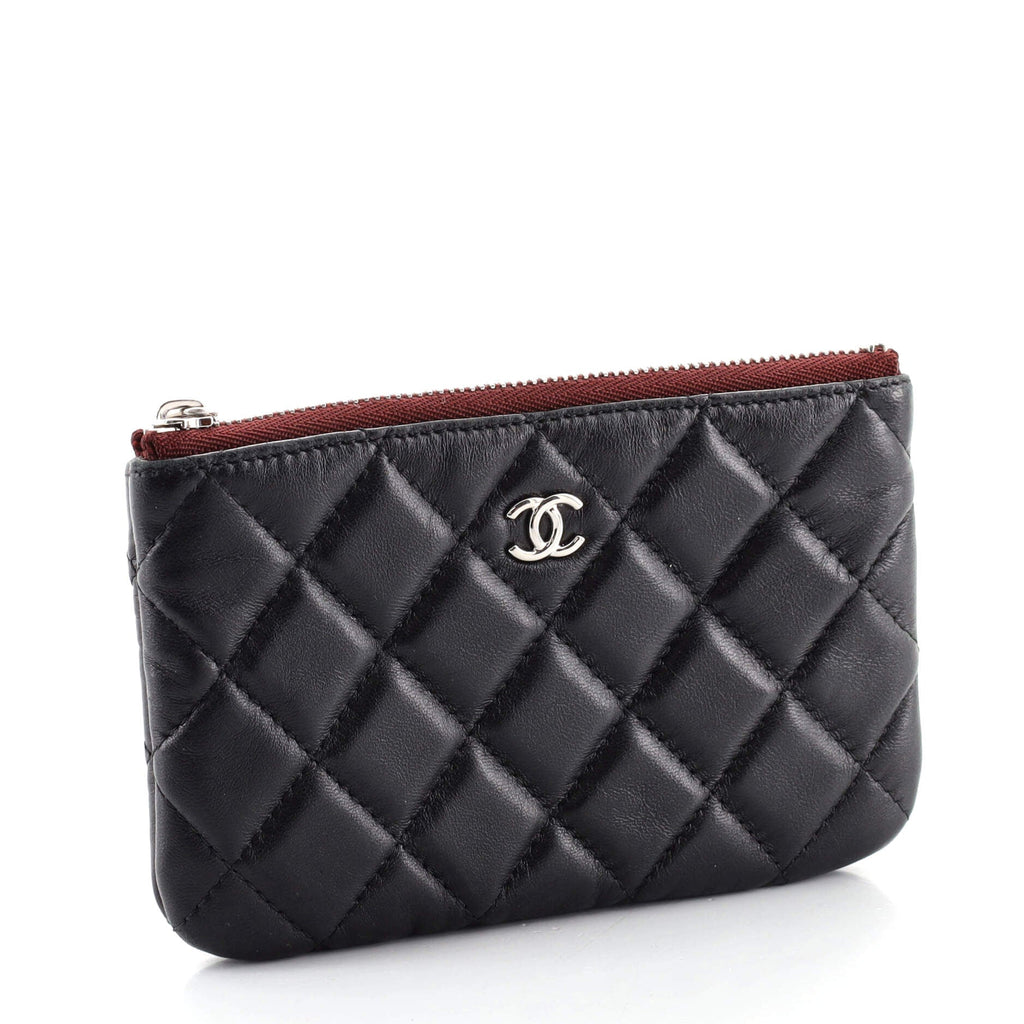 Classic O Case Pouch Quilted Lambskin Mini