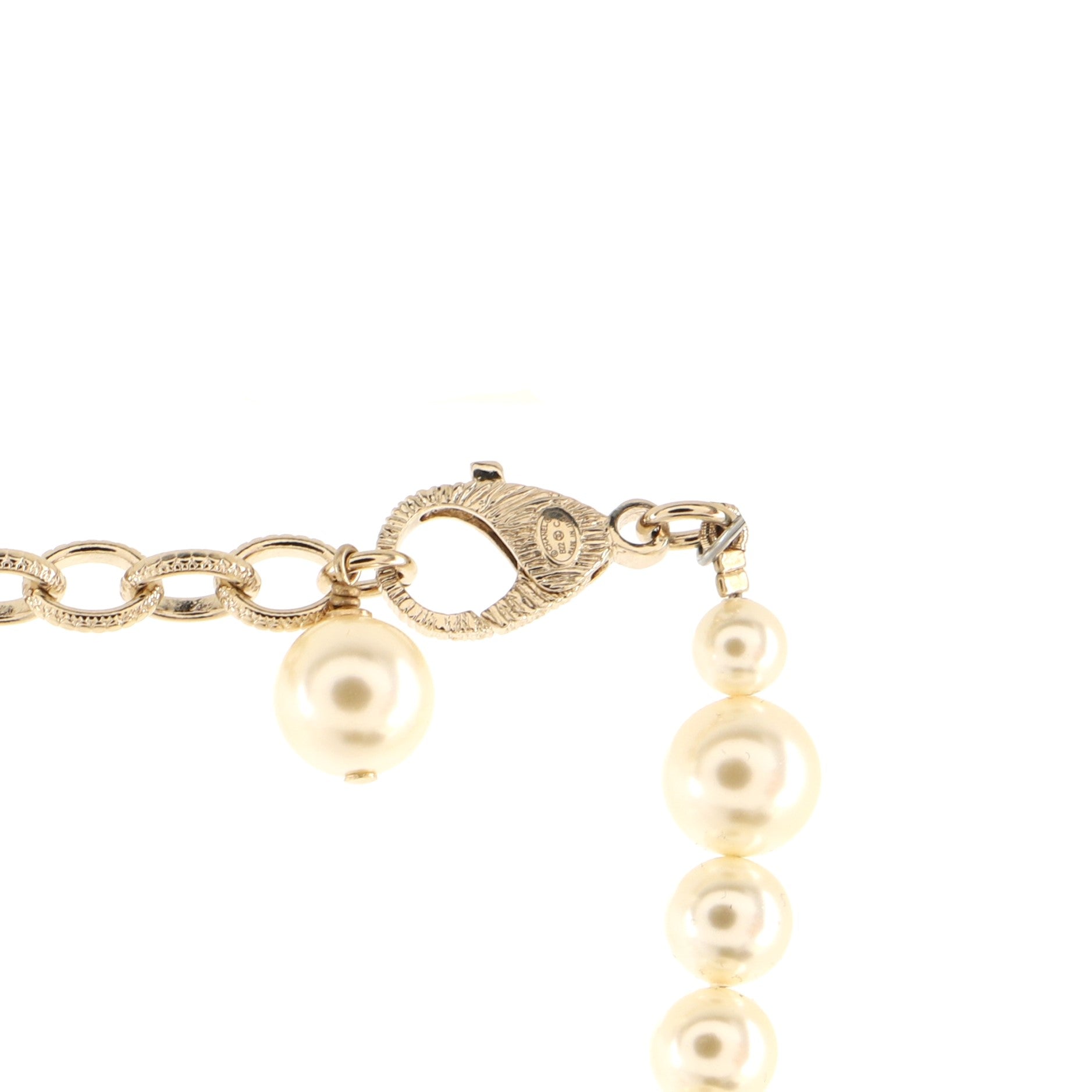 Camellia on CC Short Necklace Faux Pearls with Metal and Crystals