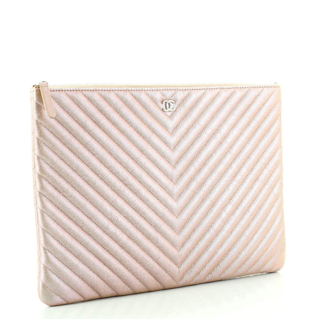 O Case Clutch Chevron Caviar Large