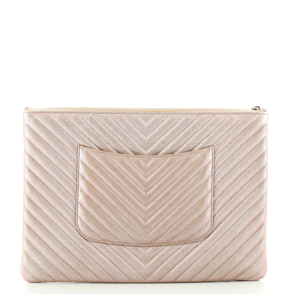 O Case Clutch Chevron Caviar Large