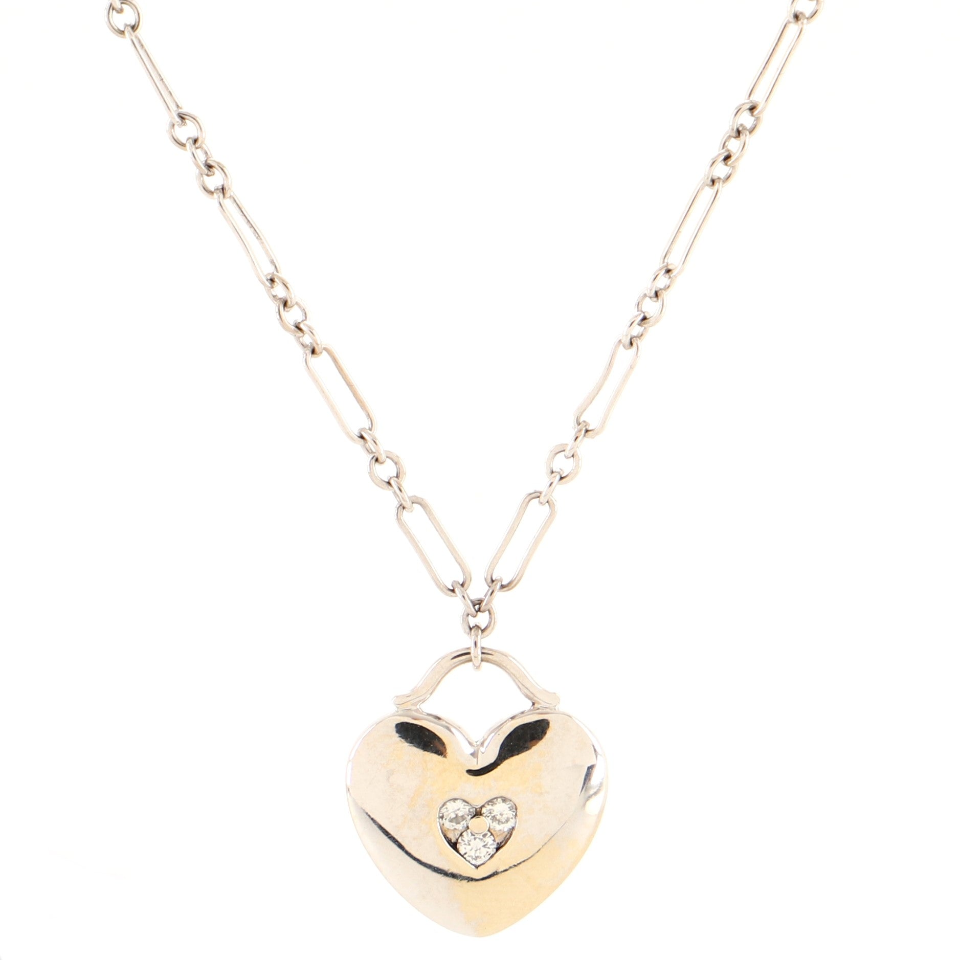 Heart Pendant Chain Necklace 18K White Gold and Diamonds