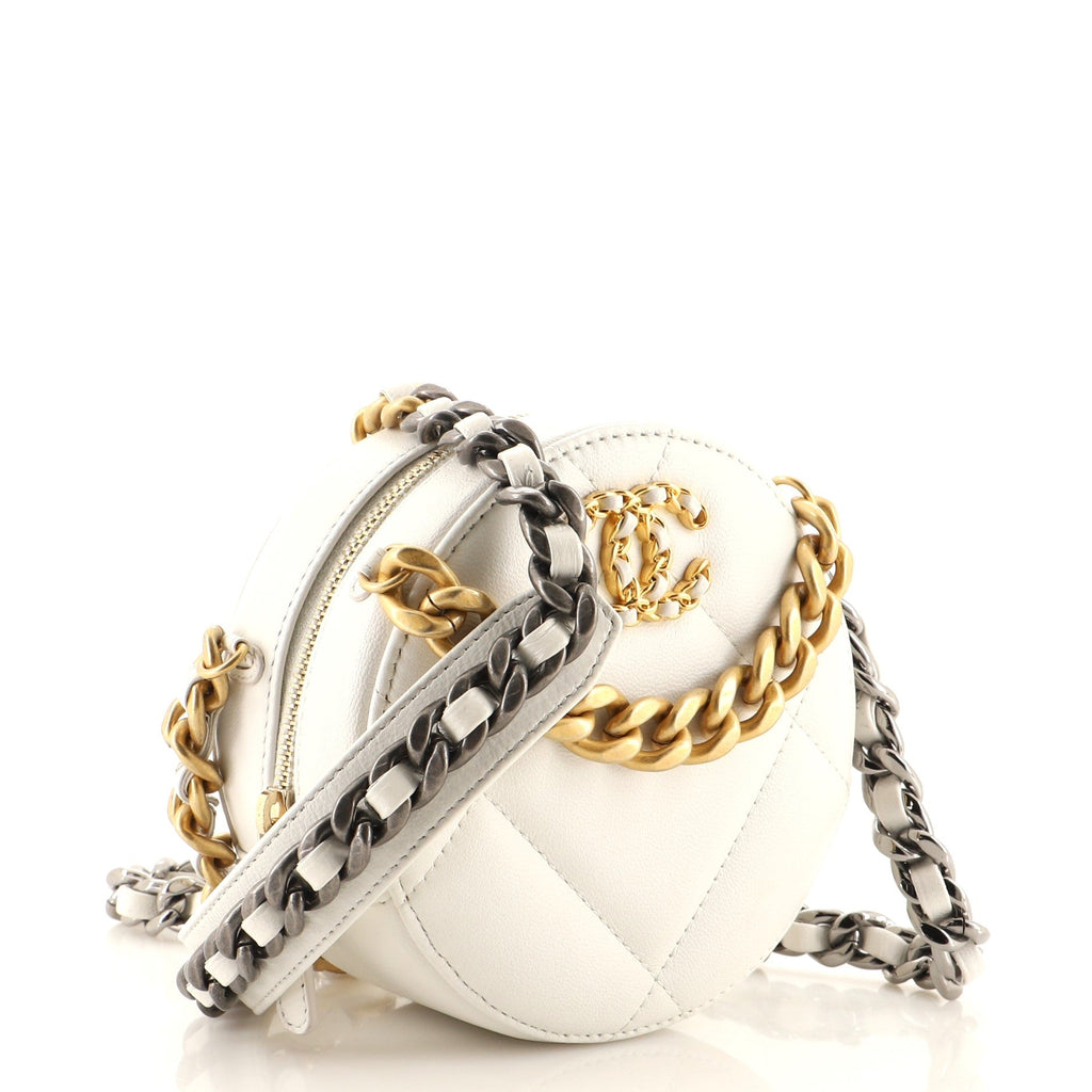 19 Round Clutch with Chain Quilted Lambskin