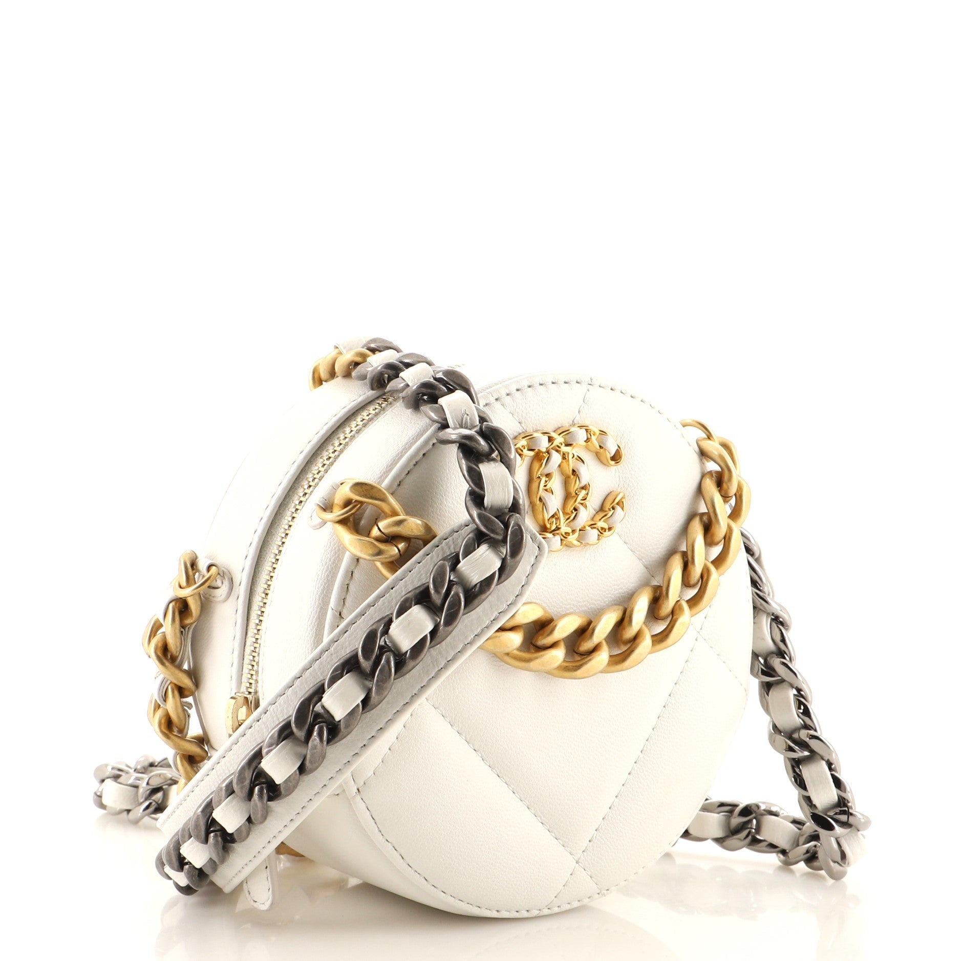 19 Round Clutch with Chain Quilted Lambskin