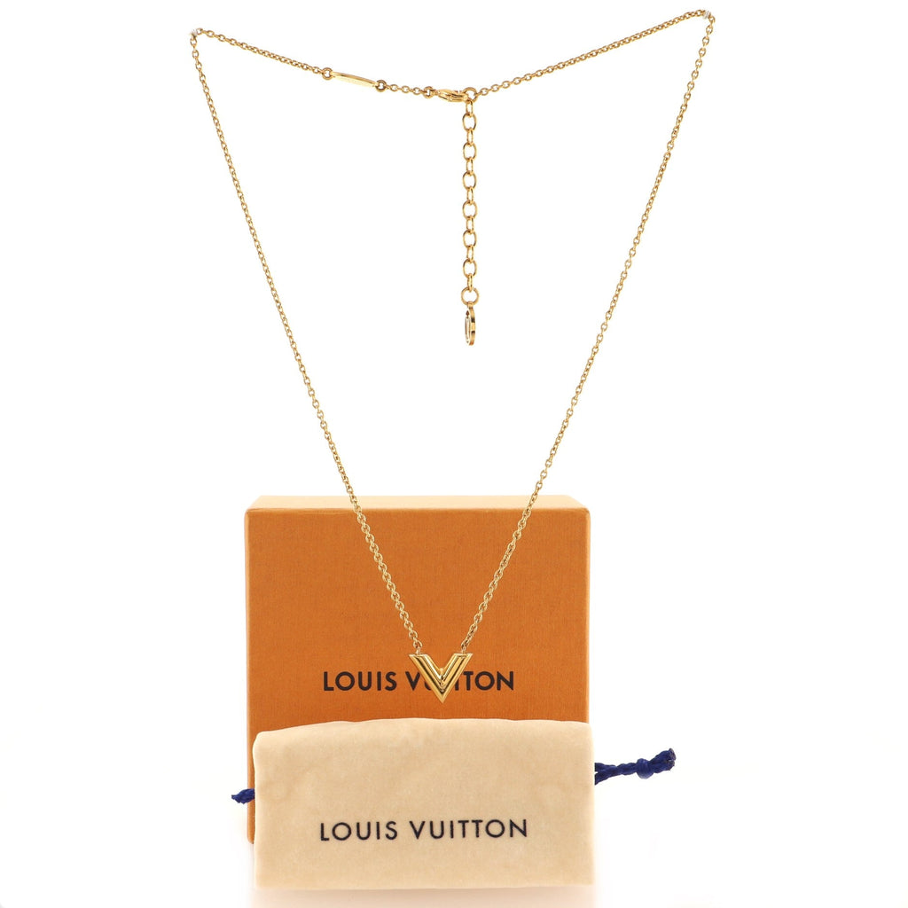 Essential V Necklace Metal