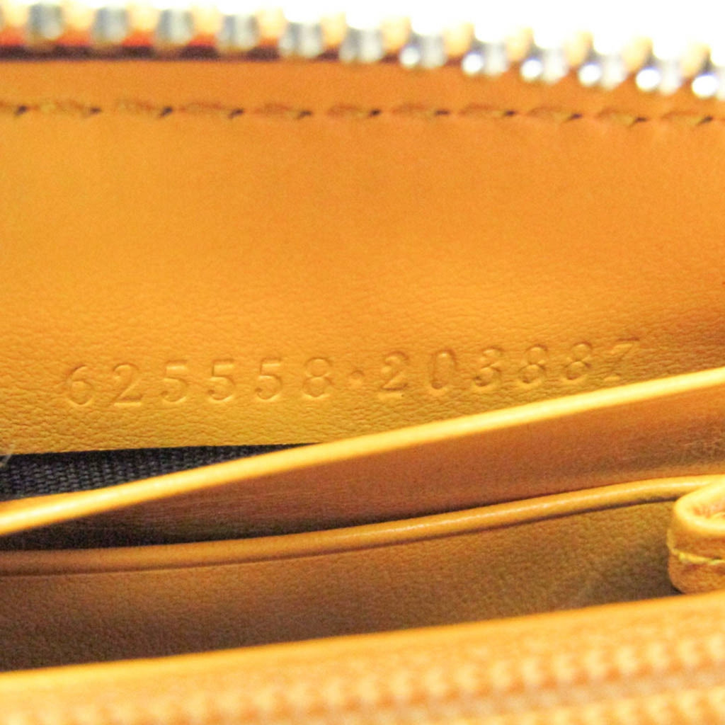Gucci GG emboss�