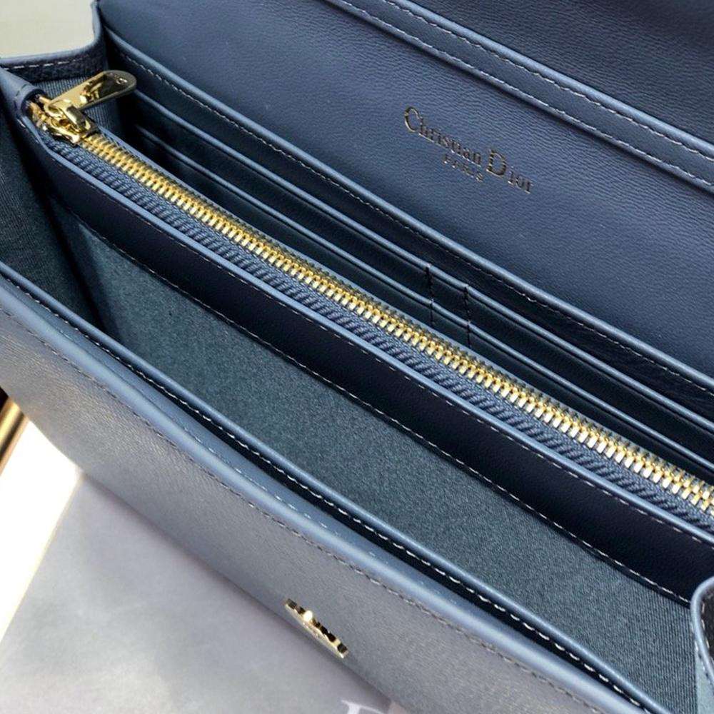 DIOR 30 MONTAIGNE POUCH
