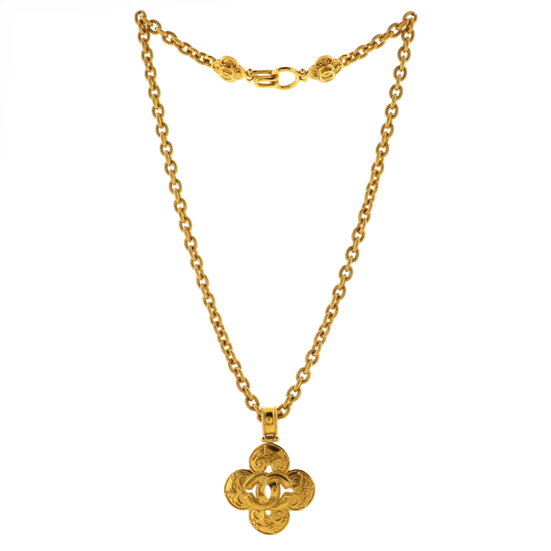 Vintage Clover Pendant Necklace Metal