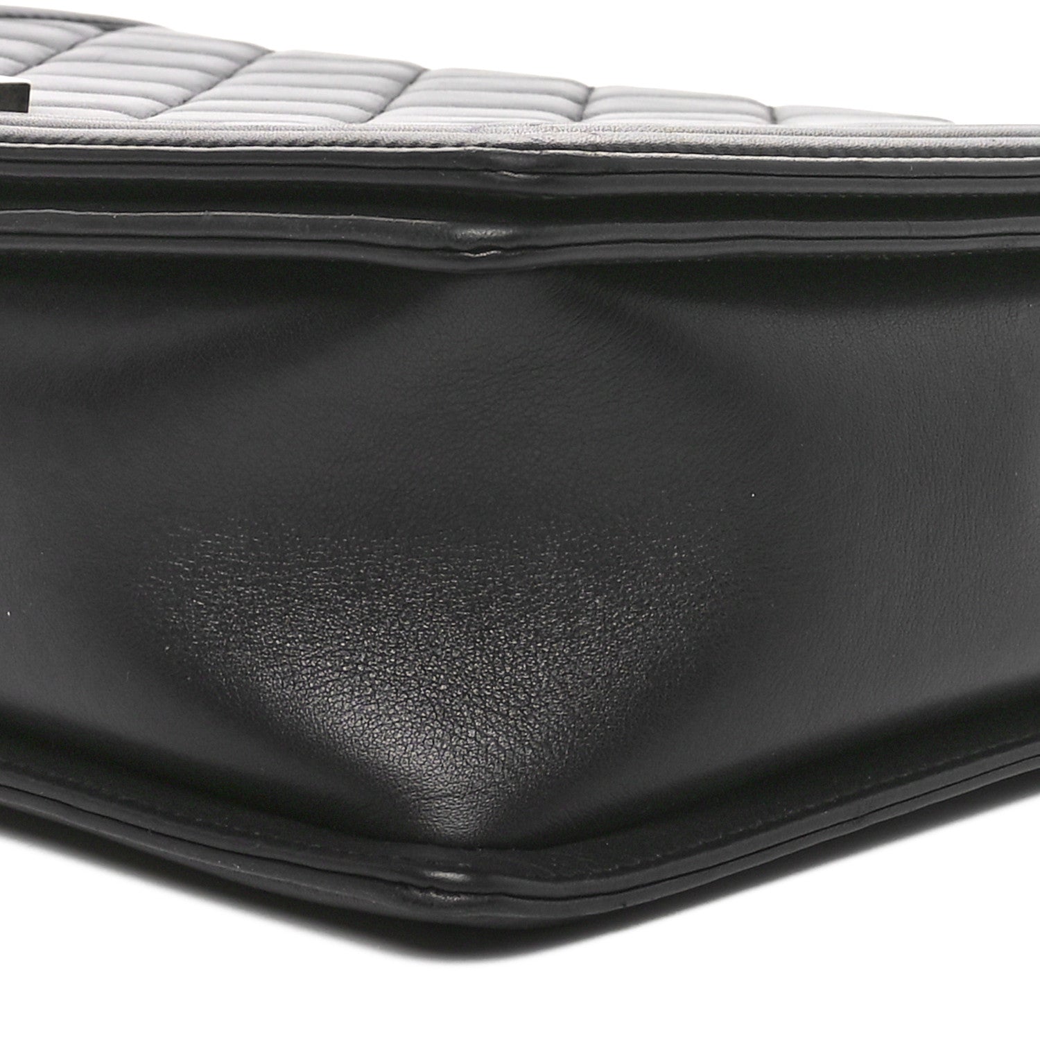 Lambskin Quilted Large Boy Flap Black