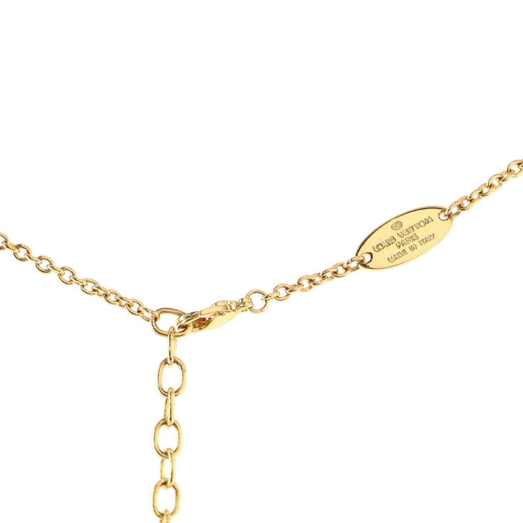 Essential V Necklace Metal