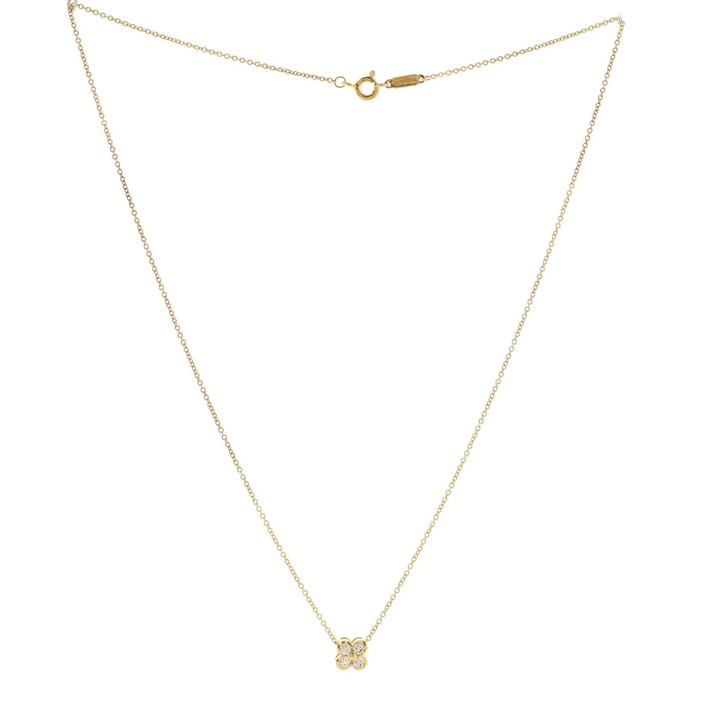 Flower Pendant Necklace 18K Yellow Gold with Diamonds