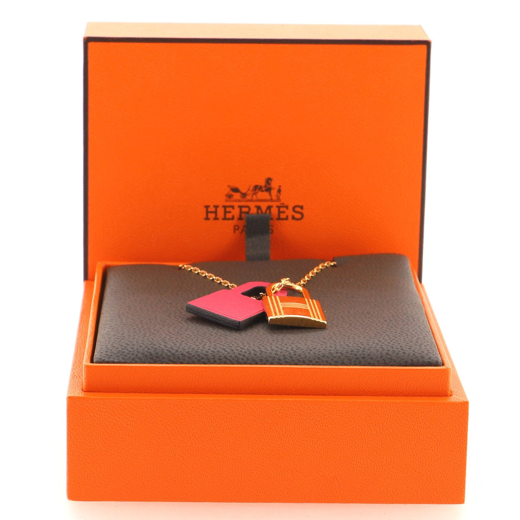 O'Kelly Pendant Necklace Metal and Leather Small