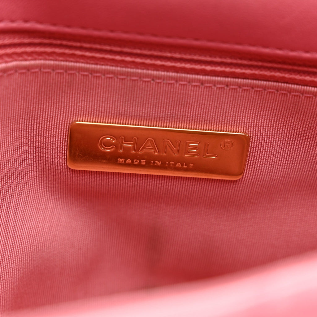 Lambskin Quilted Medium Chanel 19 Flap Pink