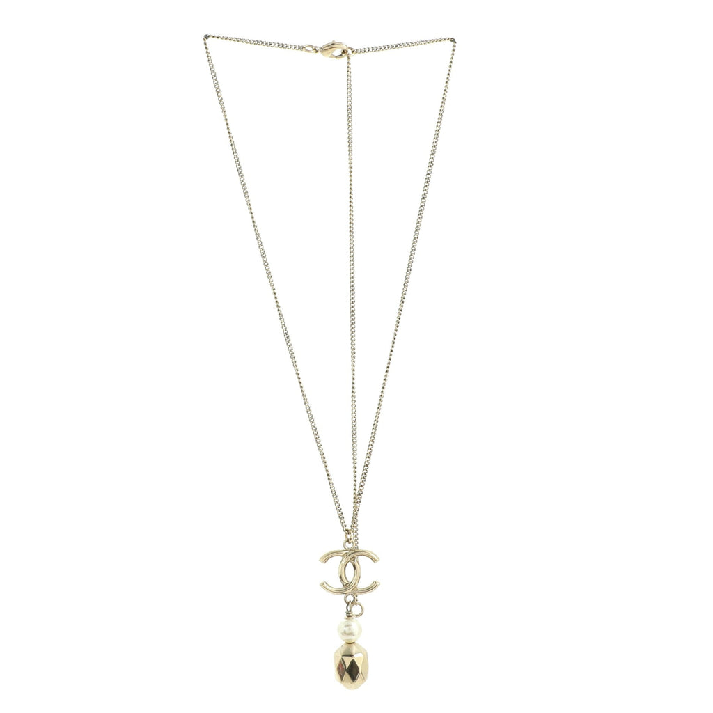 CC Drop Pendant Necklace Metal with Faux Pearl