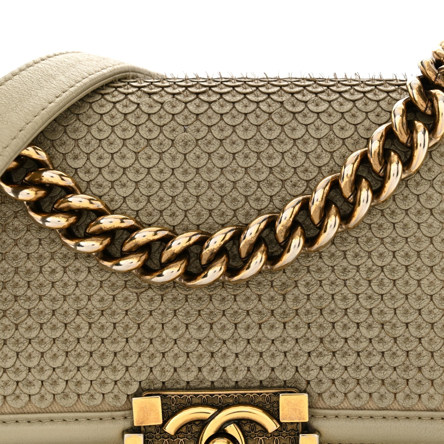 Metallic Lambskin Small Scaled Boy Flap Gold