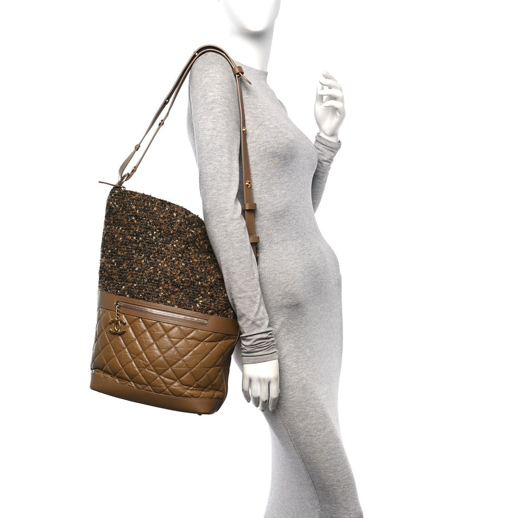 Tweed Aged Calfskin Quilted Casual Style Hobo Beige