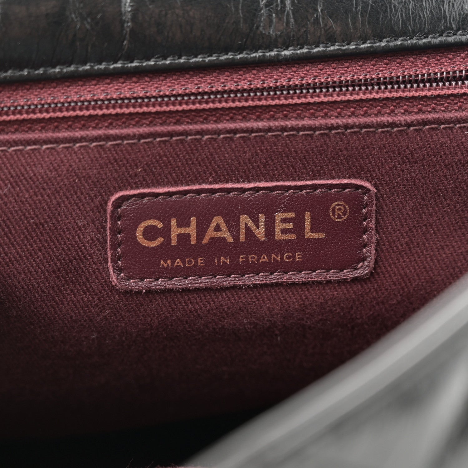 Glazed Calfskin Castle Rock Large Flap Black Burgundy