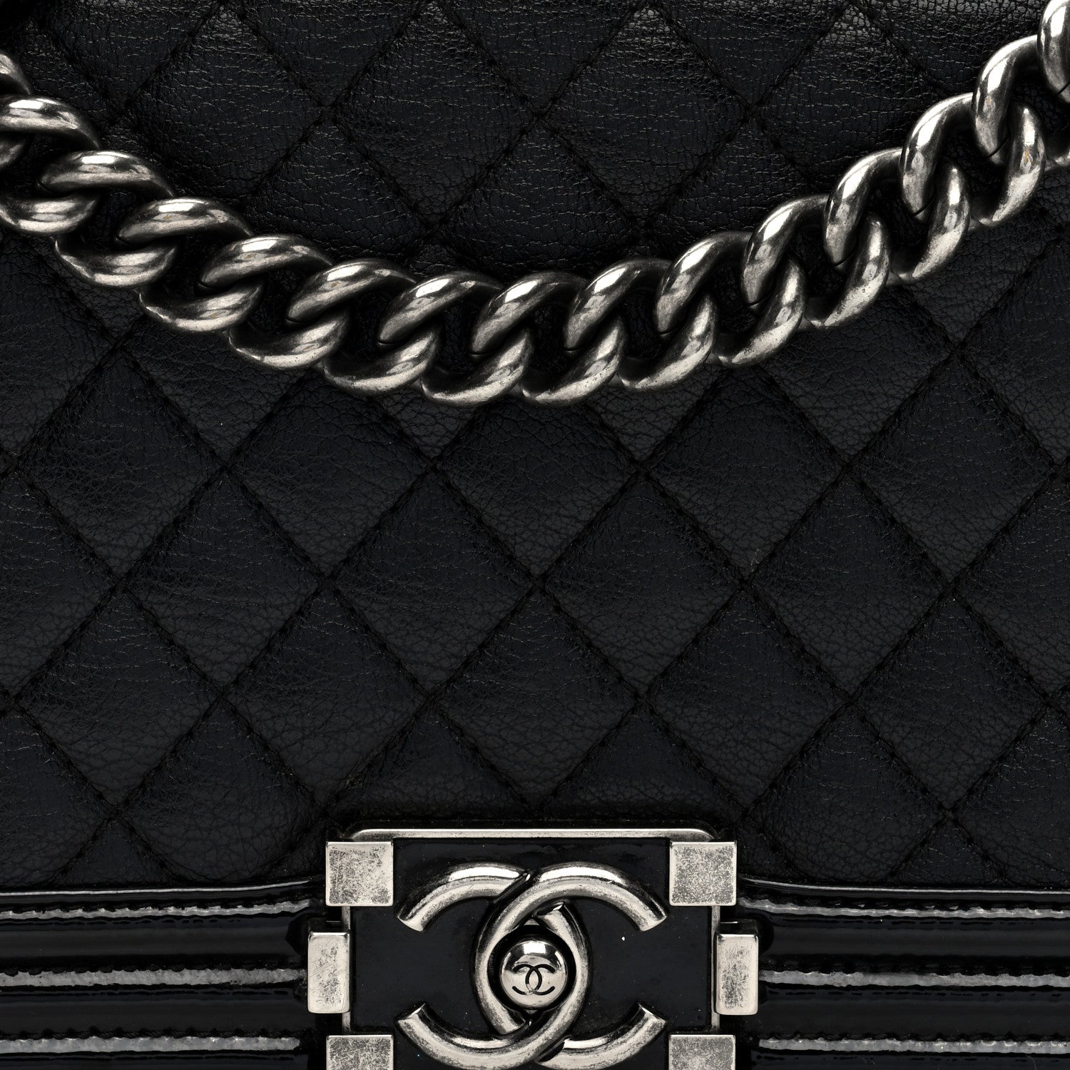 Goatskin Quilted Patent Medium Duo Boy Flap Black