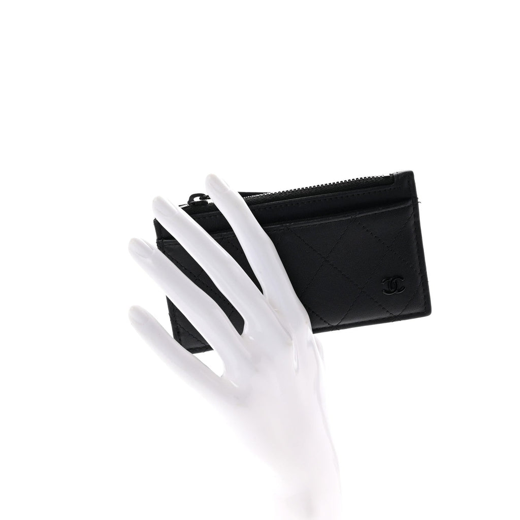 Calfskin Quilted Zip  Holder So Black