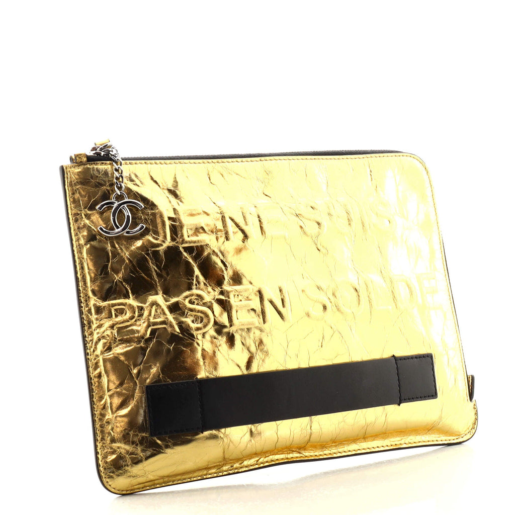 Feminine Pouch Crinkled Leather Medium