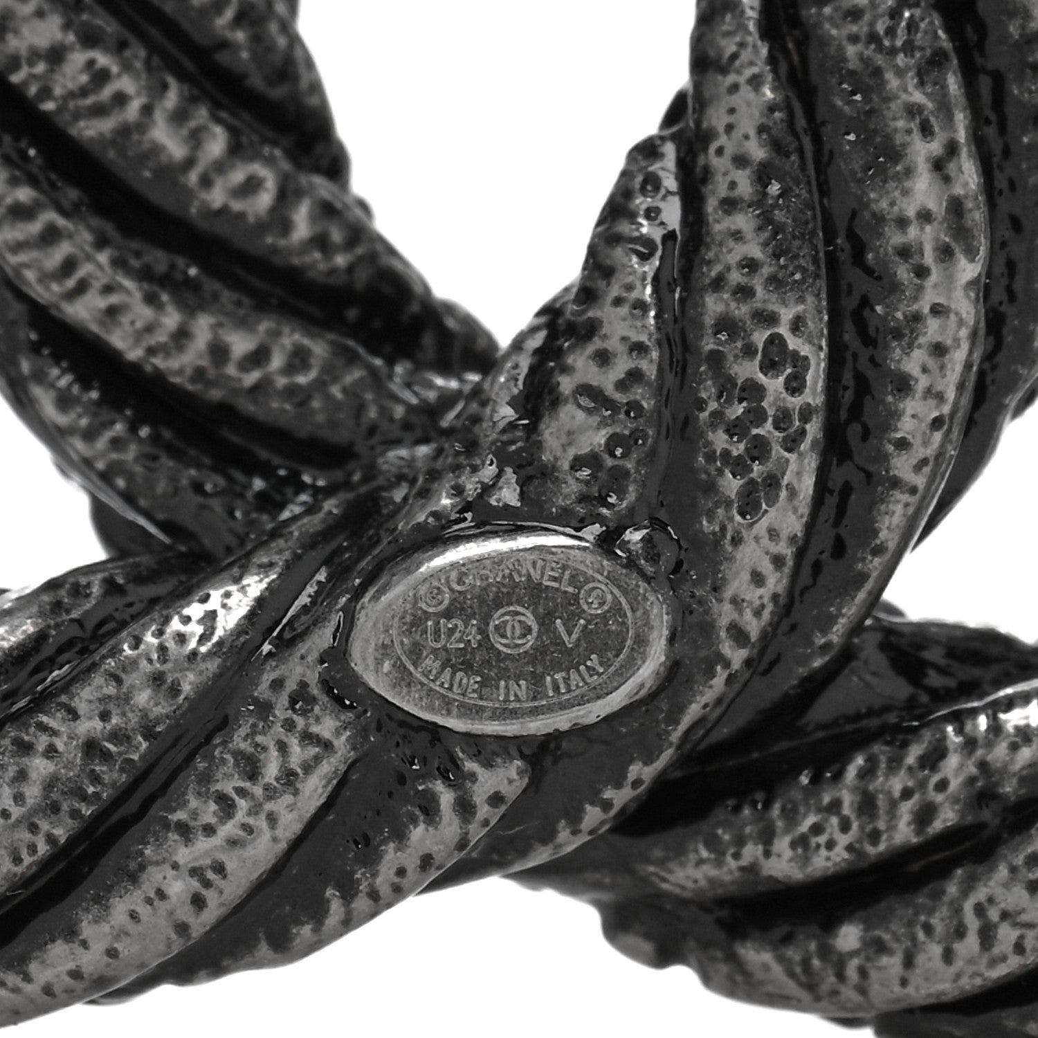 Ruthenium Twisted CC Brooch