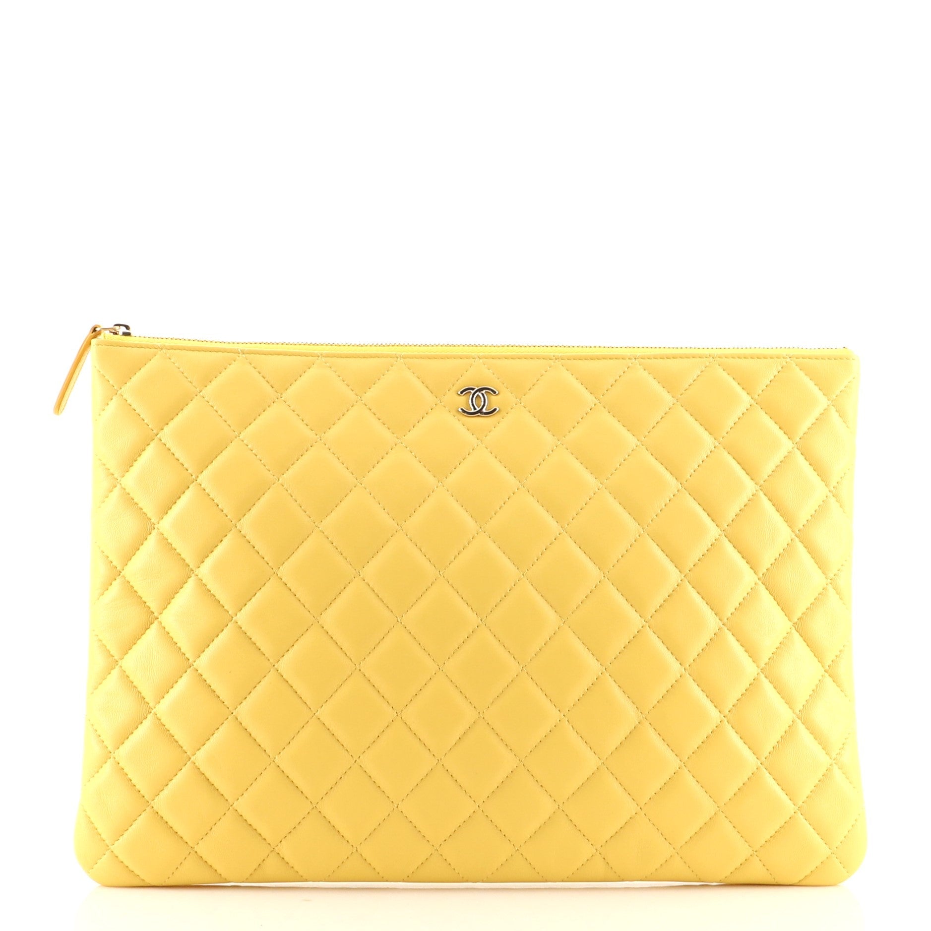 O Case Clutch Quilted Lambskin Large