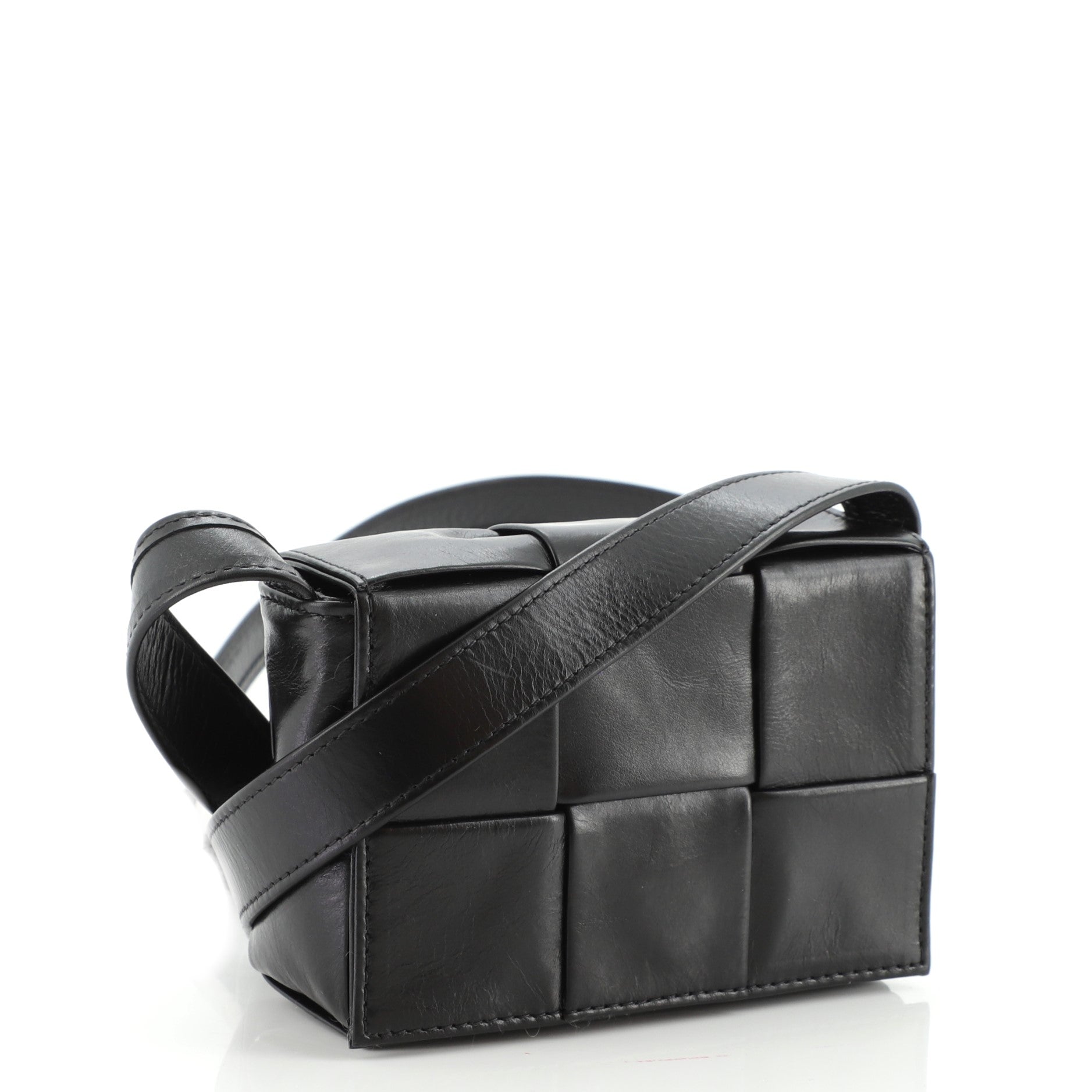 Cassette Crossbody Bag Maxi Intrecciato Leather Extra Mini