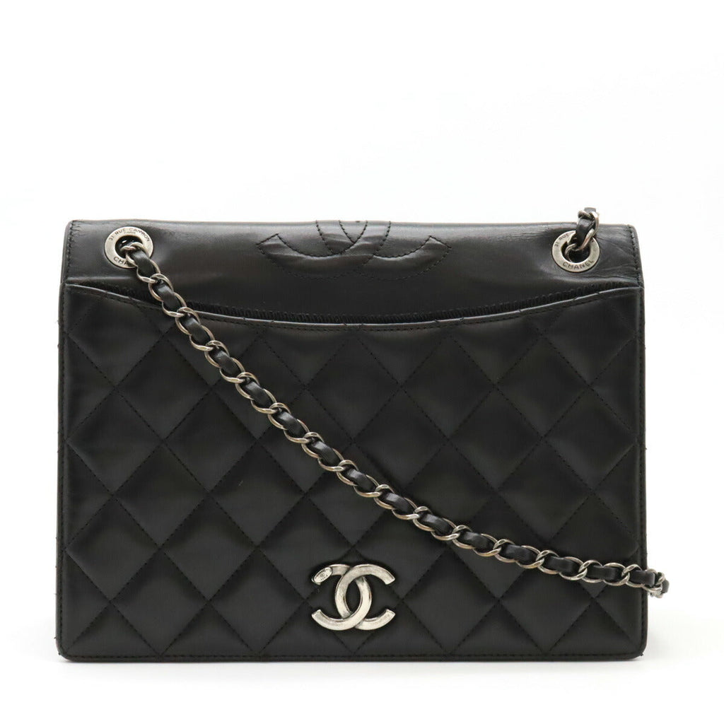 Chanel Matelassé Leather Shoulder Bag