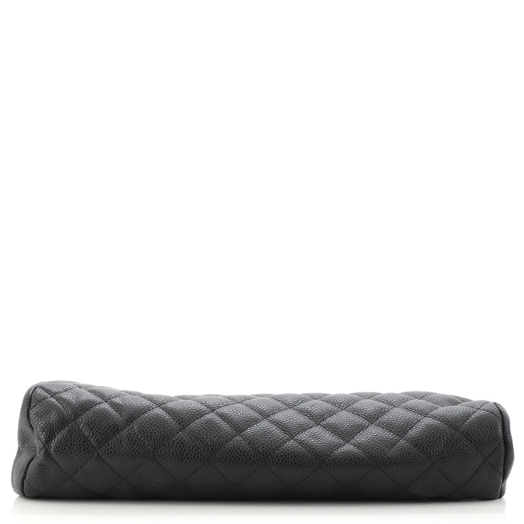 Timeless Clutch Quilted Caviar