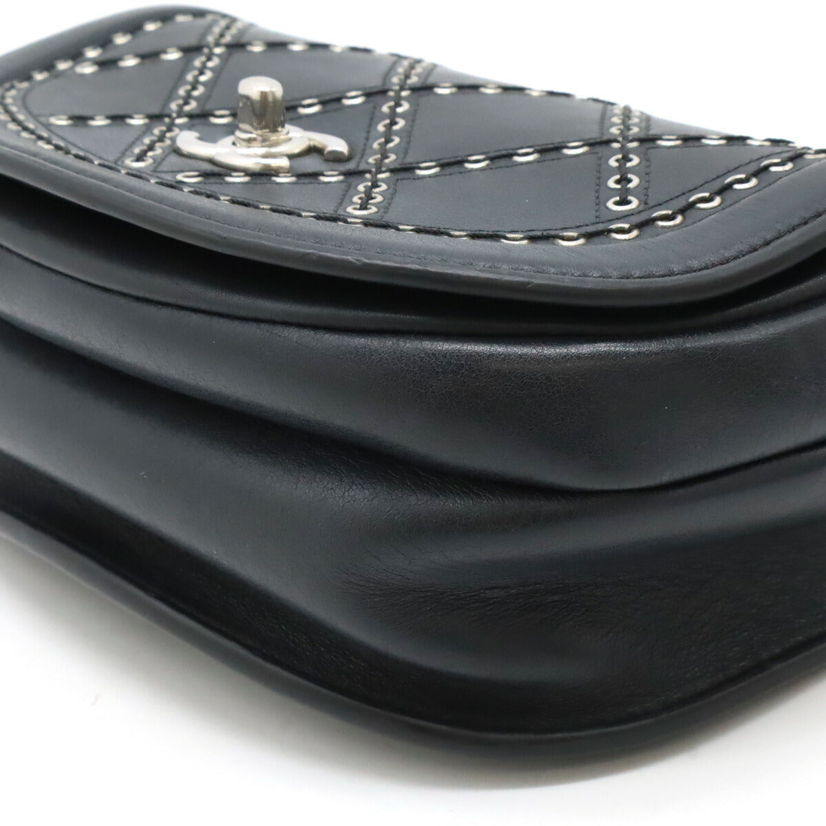 Chanel Leather Coco Eyelet Coco Mark Round Mini Chain Shoulder Bag A69993