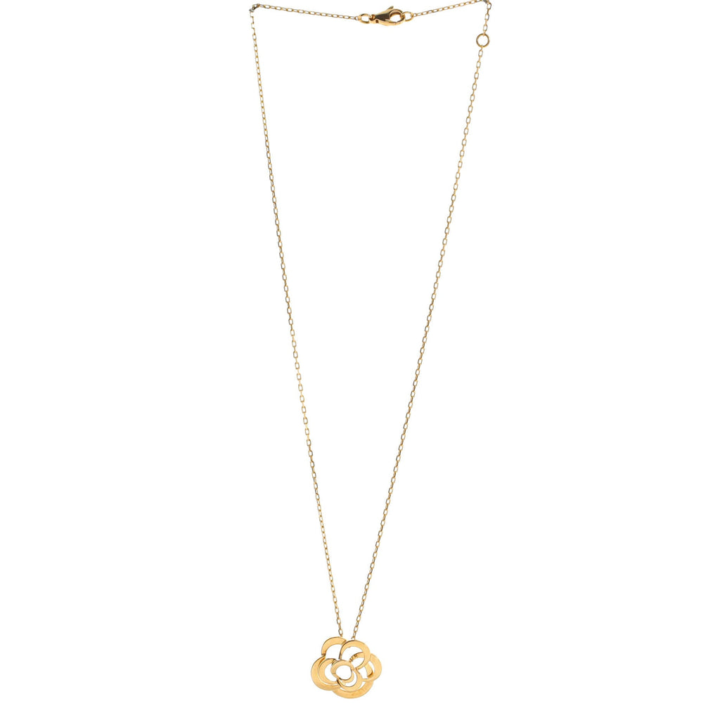 Fil de Camelia Flower Pendant Necklace 18K Yellow Gold