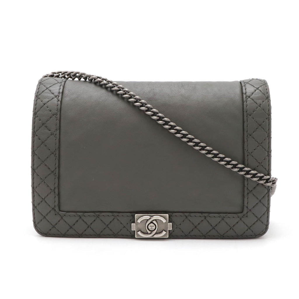 Chanel Boy Chanel Leather Shoulder Bag