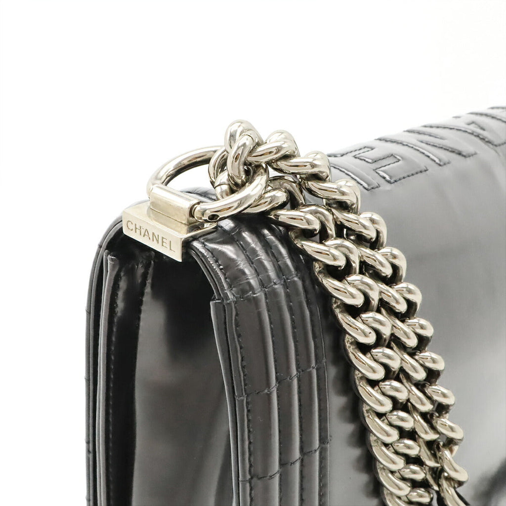 Chanel Boy Chanel Leather Shoulder Bag