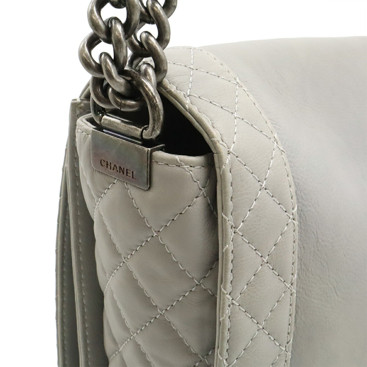 Chanel Boy Chanel Leather Shoulder Bag