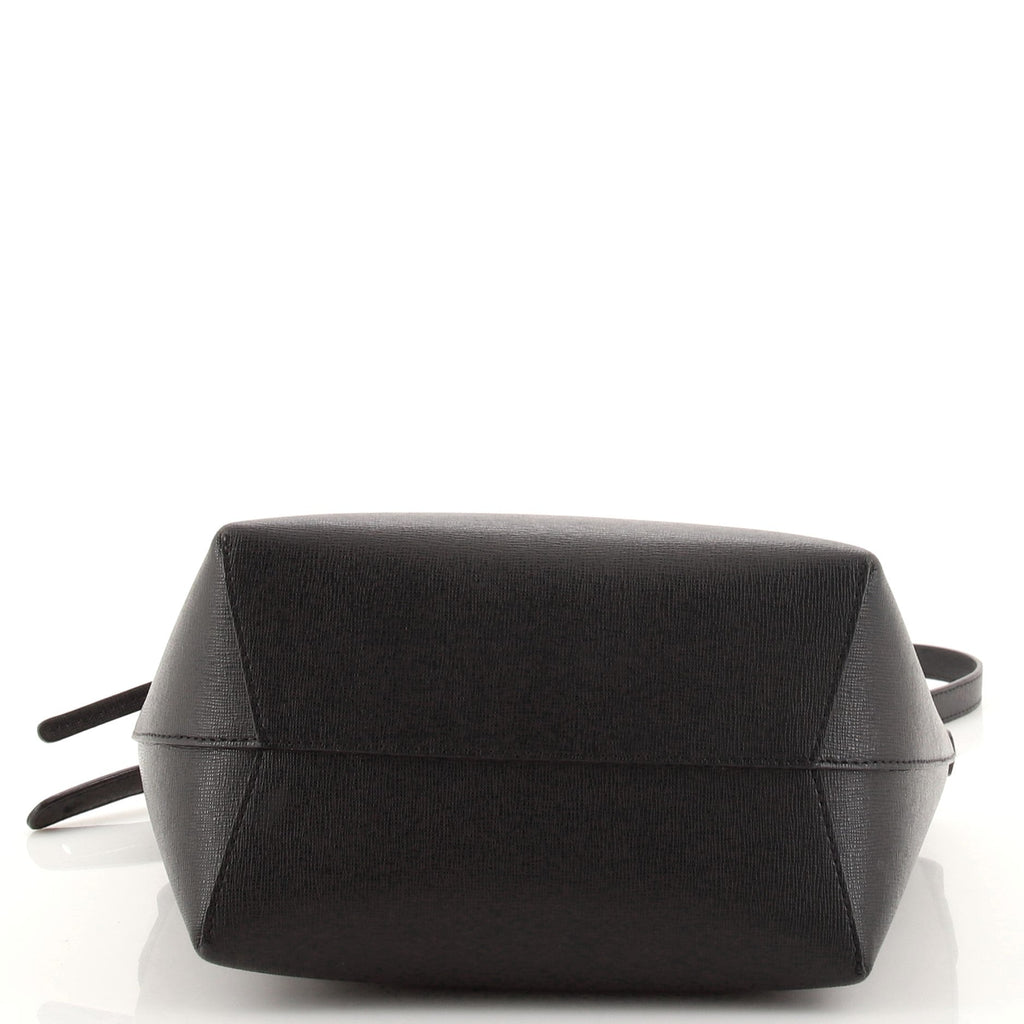 Bucket Bag Leather Mini