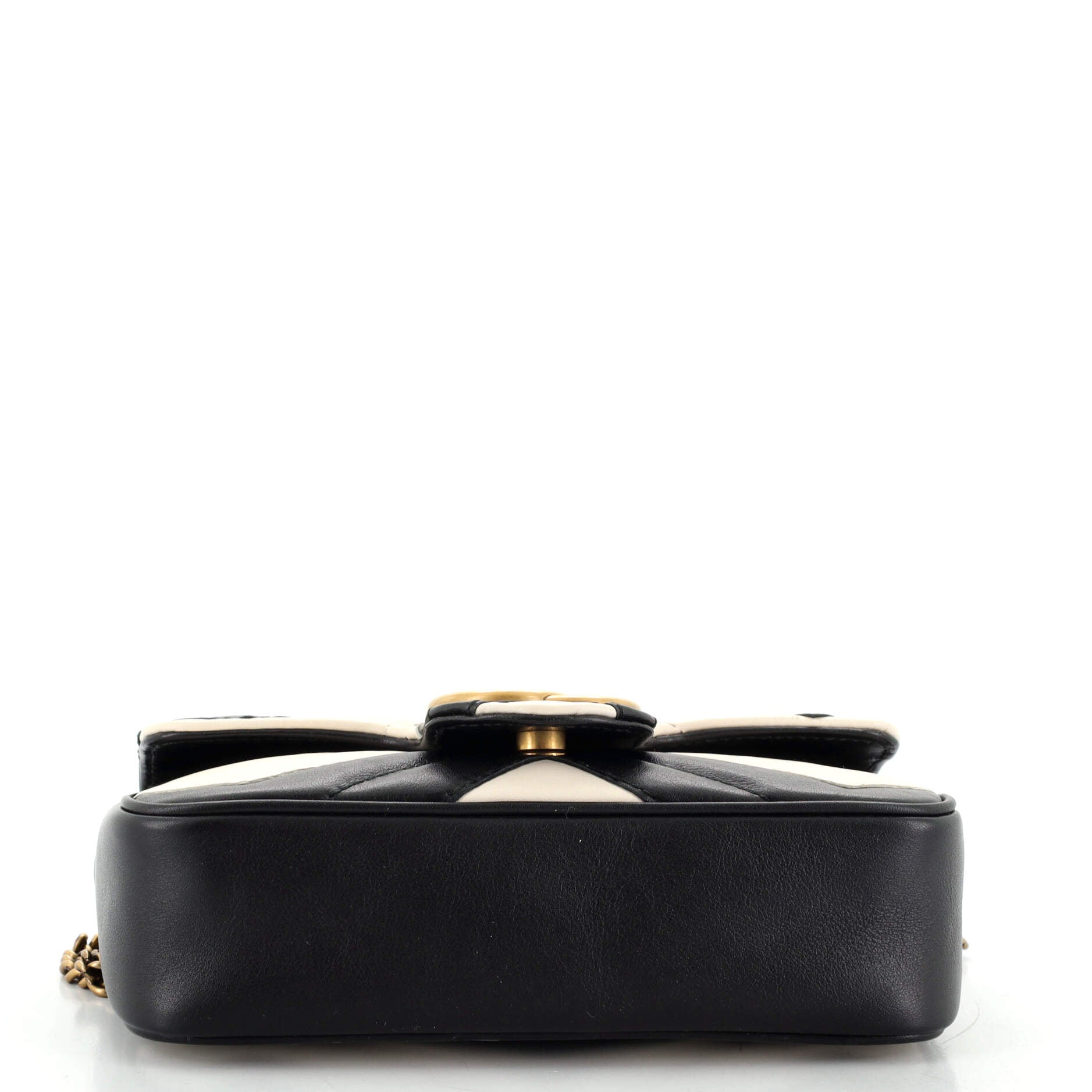 GG Marmont Flap Bag Matelasse Leather Super Mini