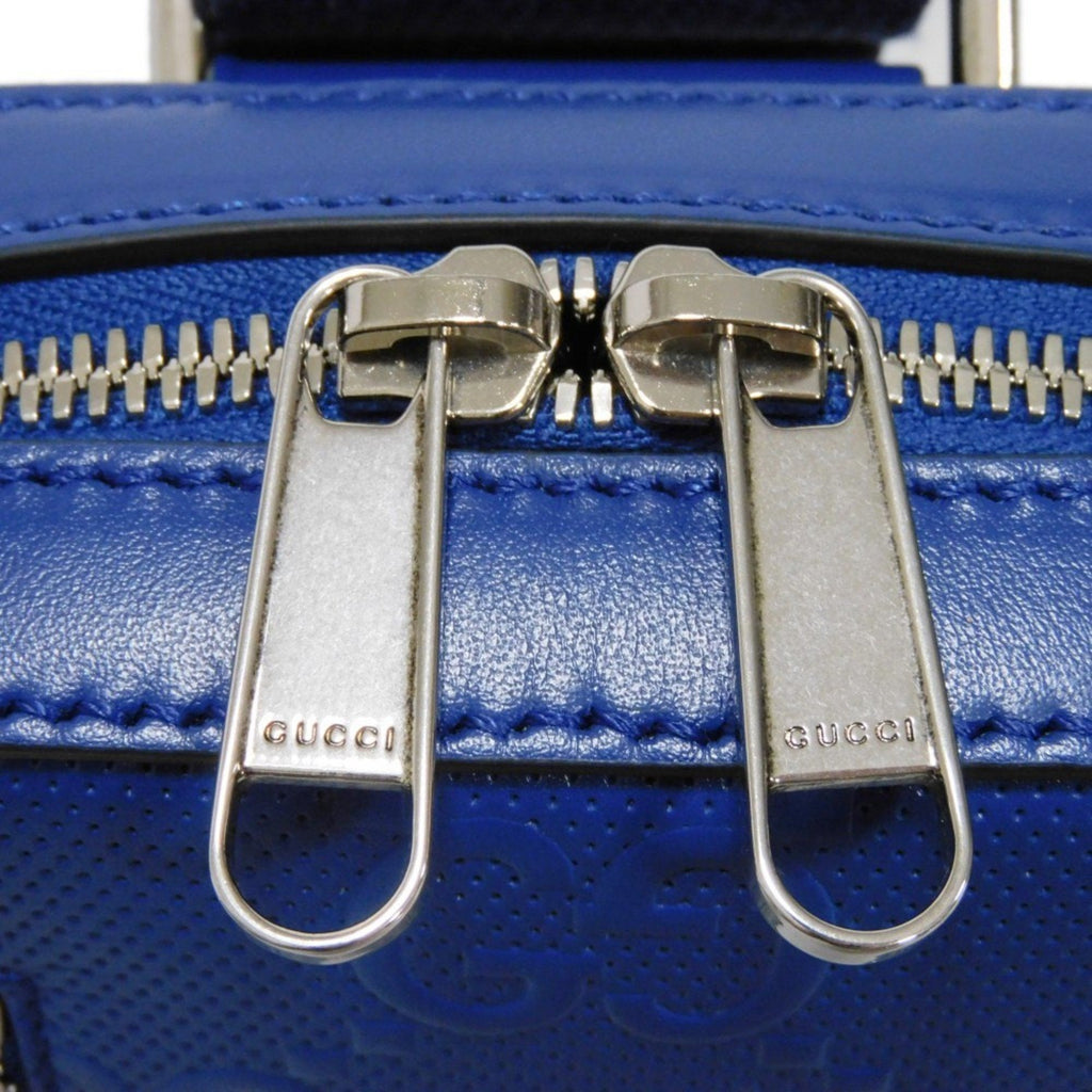 Gucci GG emboss�