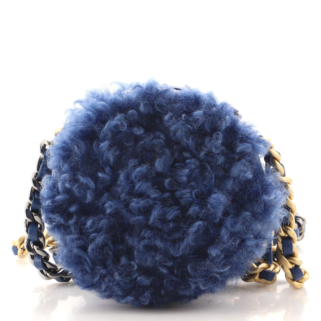 19 Round Clutch with Chain Quilted Shearling