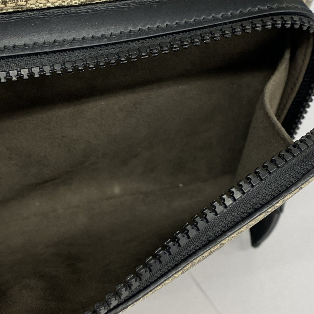 Gucci GG canvas