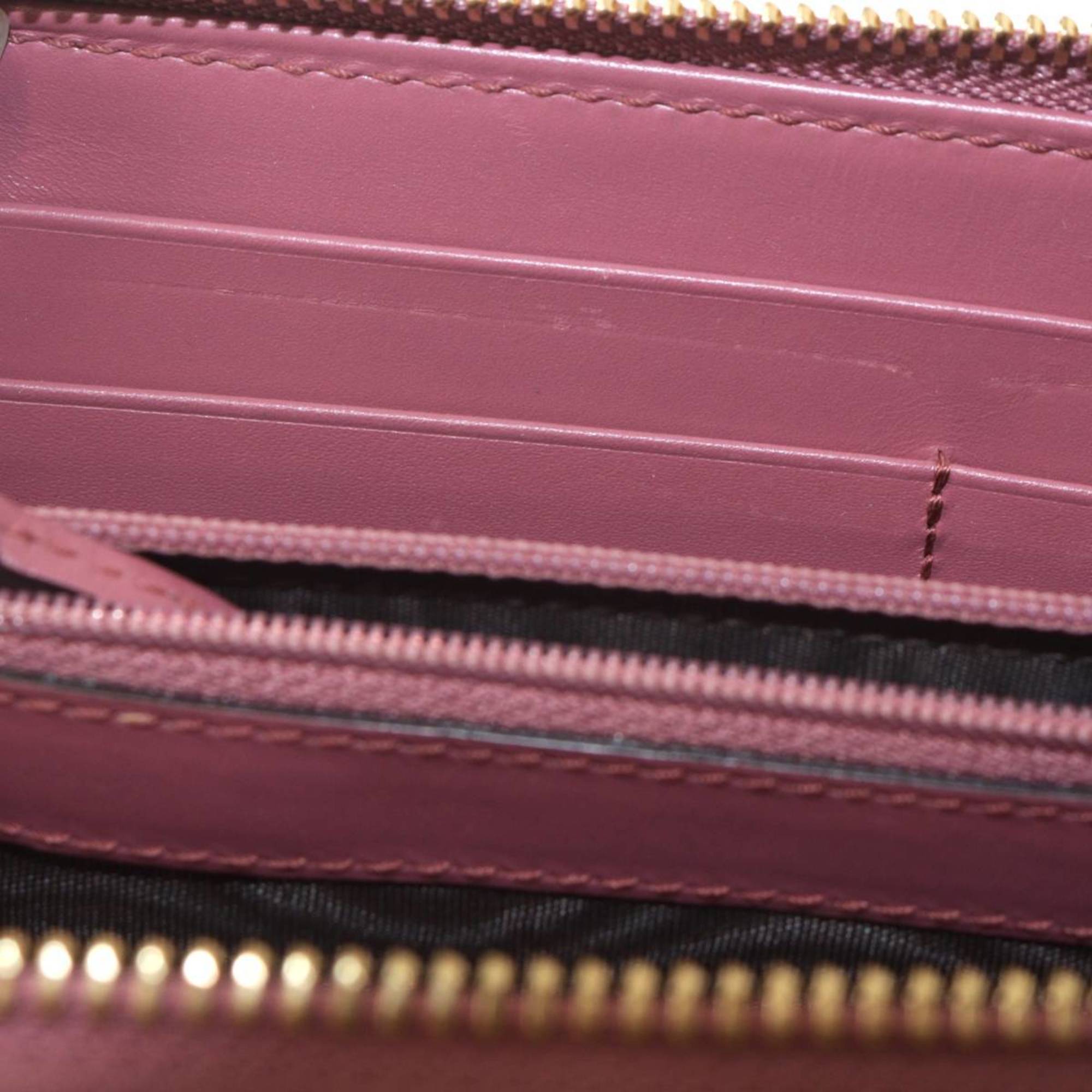 Gucci G Logo