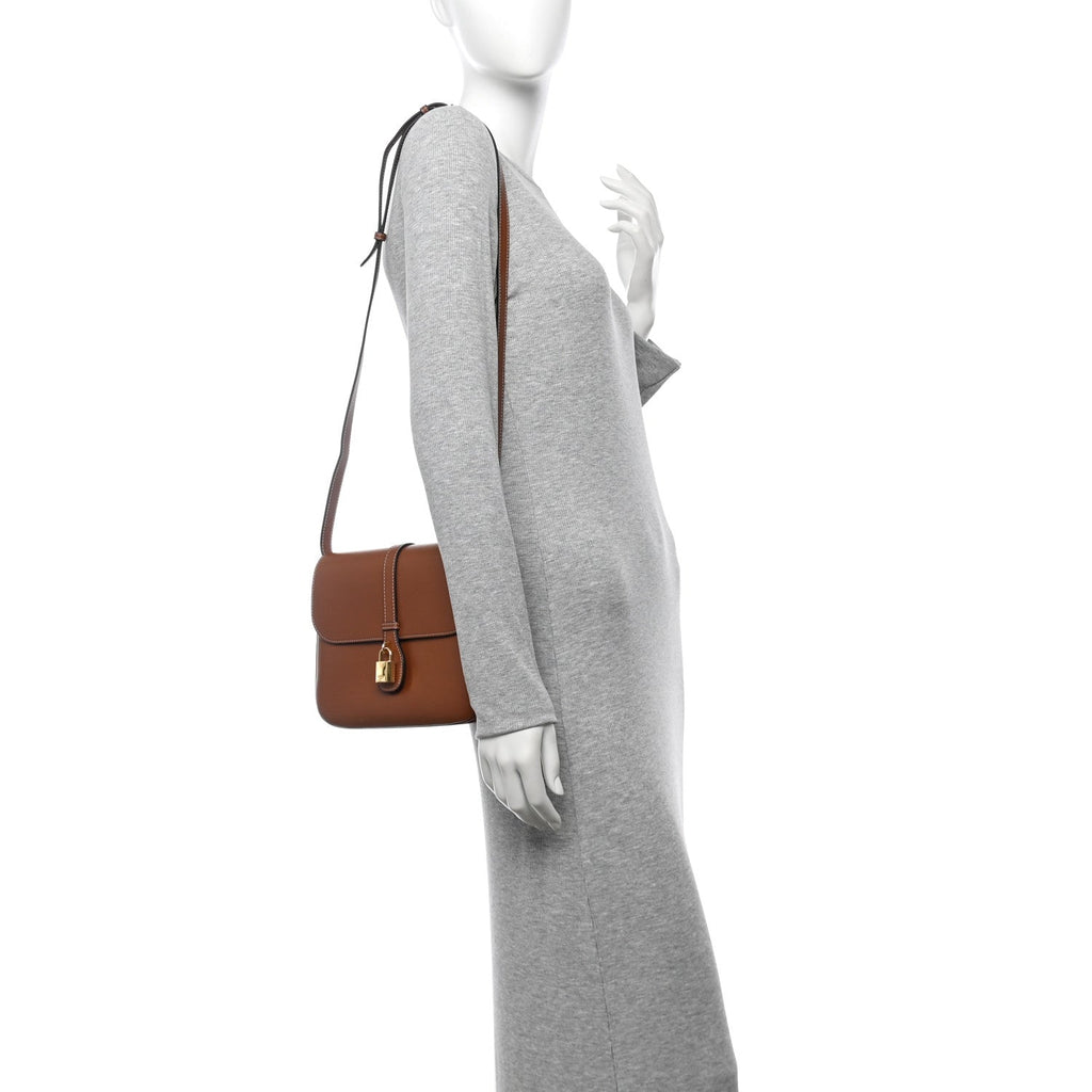 Smooth Calfskin Medium Tabou Tan