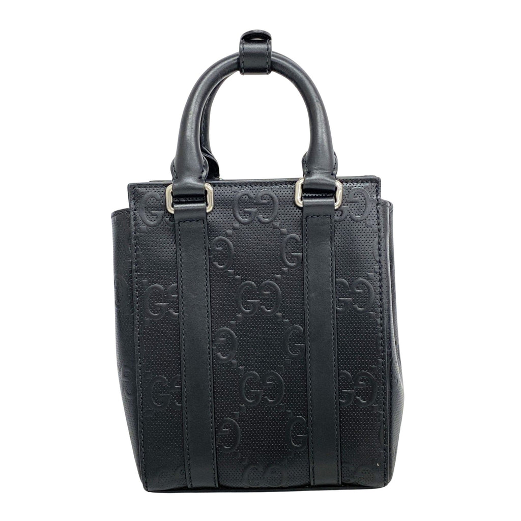 Gucci GG pattern